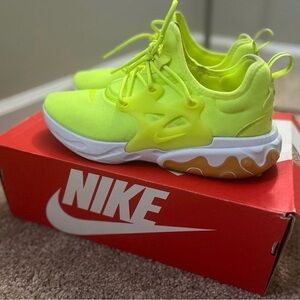 Nike Kids Neon Yellow Sneakers
Women’s Size 9/Kid’s Size 7.5
